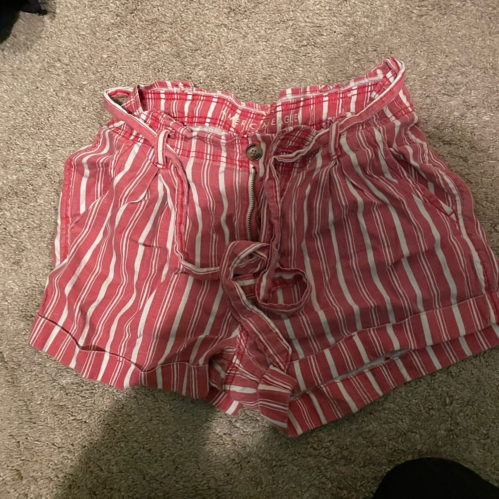 Dress shorts. Size 6 from American eagle.